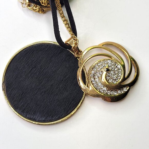 Gold Swirl Pendant Necklace Long Necklace - Picture 3 of 7